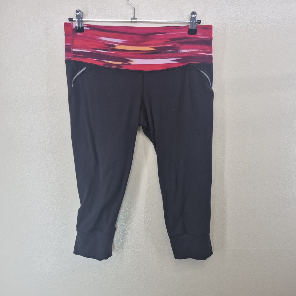 Athleta Airbrush Relay Capri Leggings Womens Medium Black Low Rise